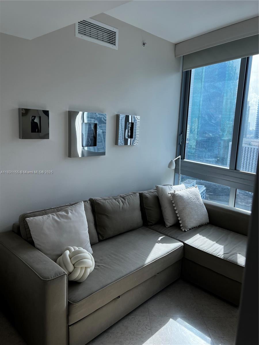 350 S Miami Ave Unit: 3302
