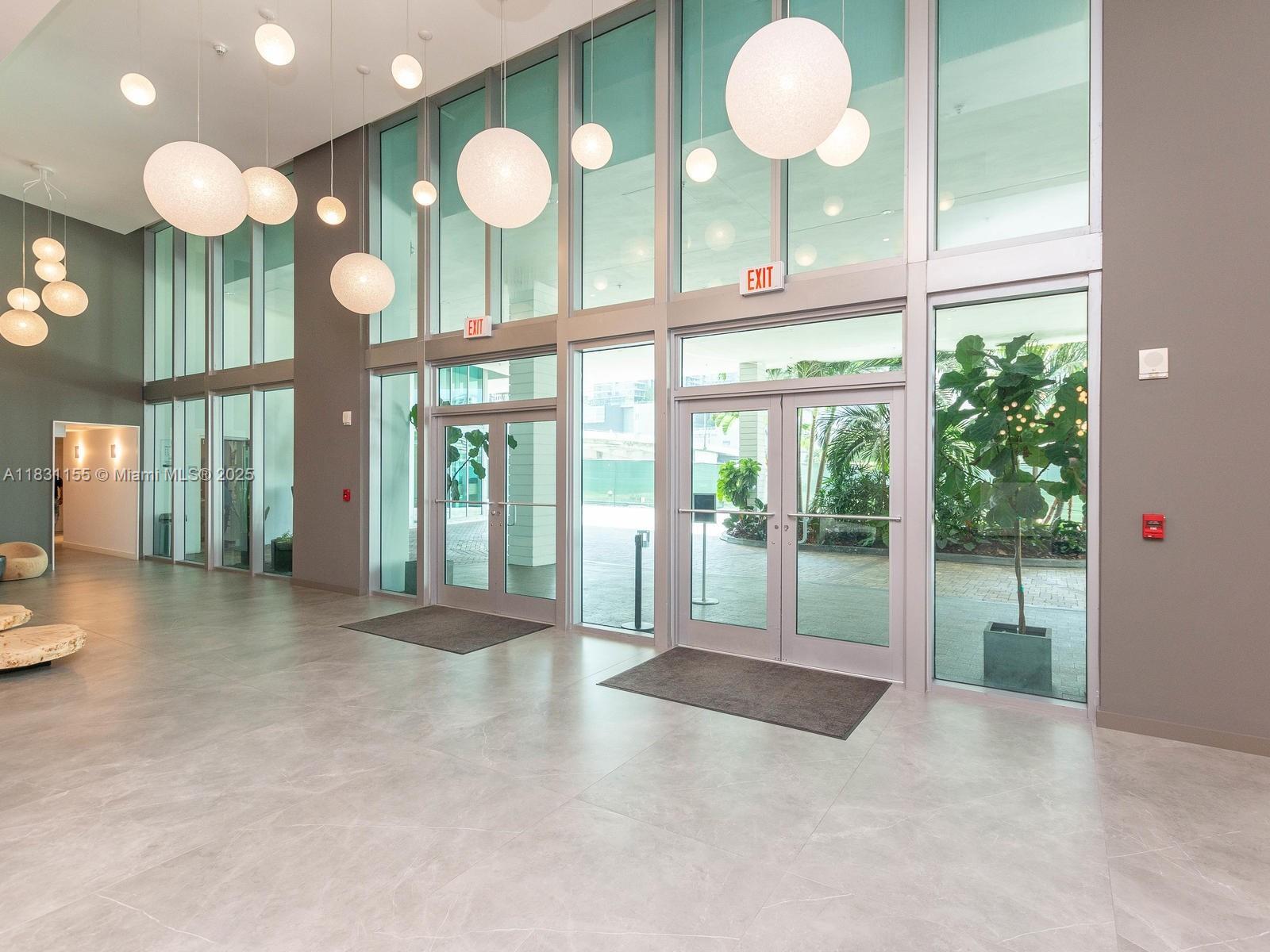 350 S Miami Ave Unit: 3302