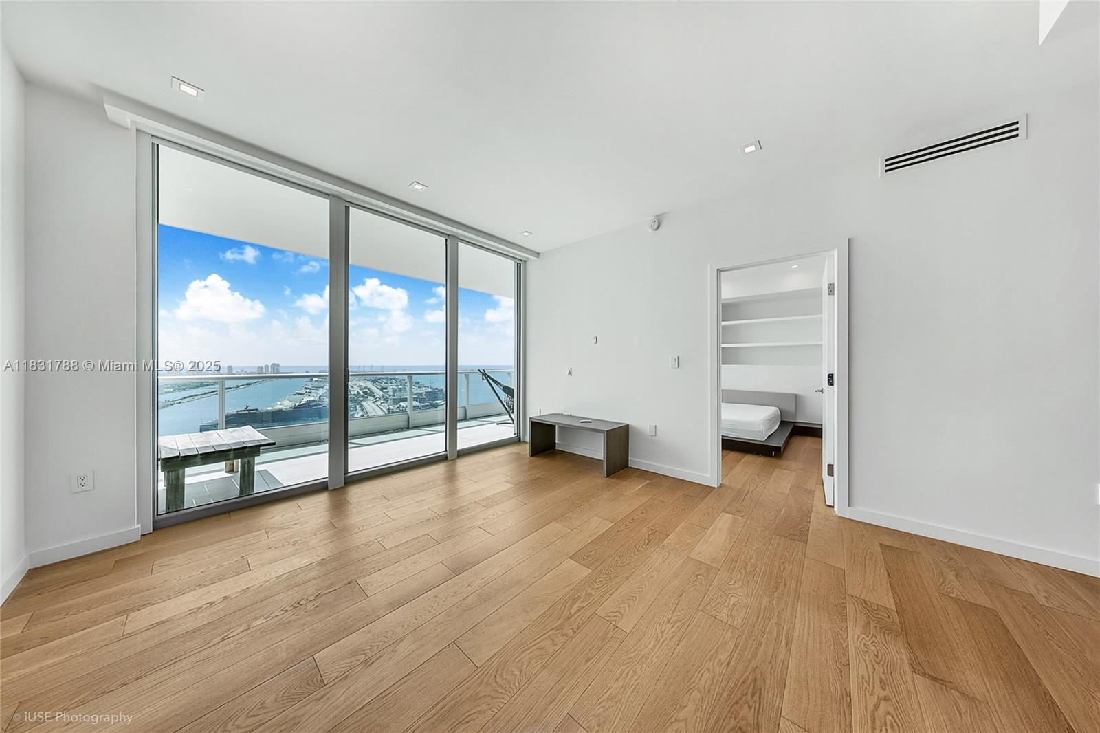 900 Biscayne Blvd # 5004