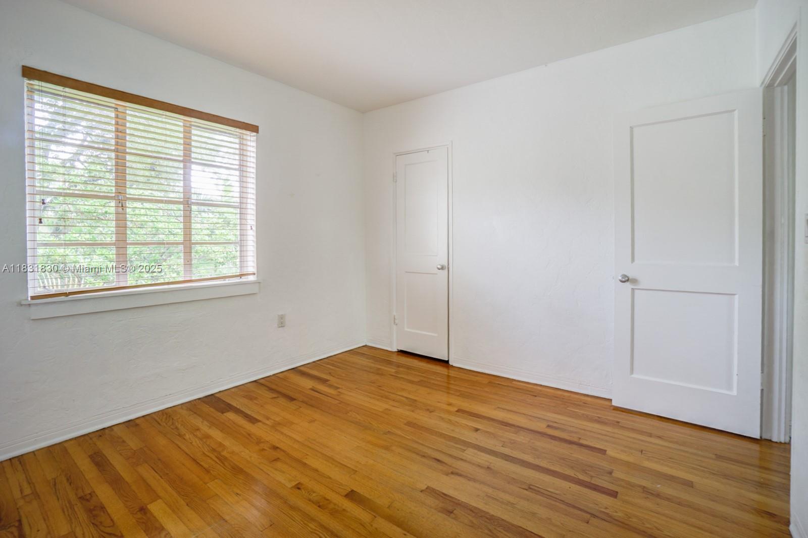 20 Alhambra Cir # 10