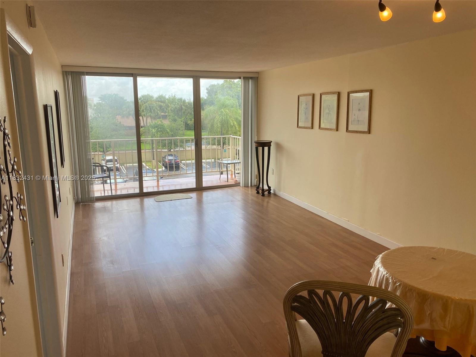 13120 SW 92 Ave # 319 Unit: B-319