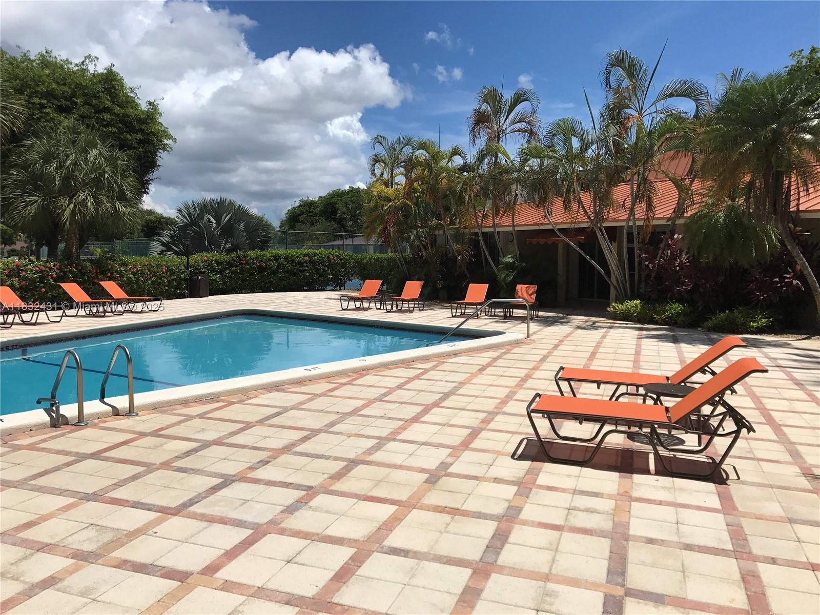 13120 SW 92 Ave # 319 Unit: B-319