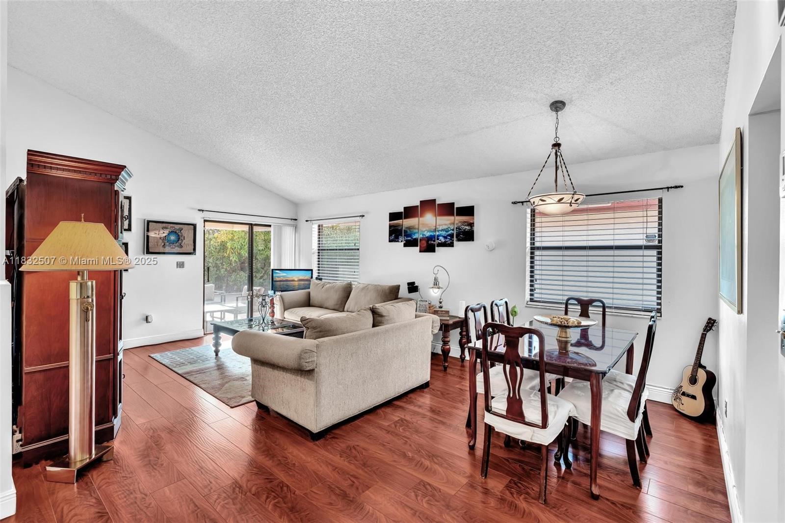 631 SW 113th Ave