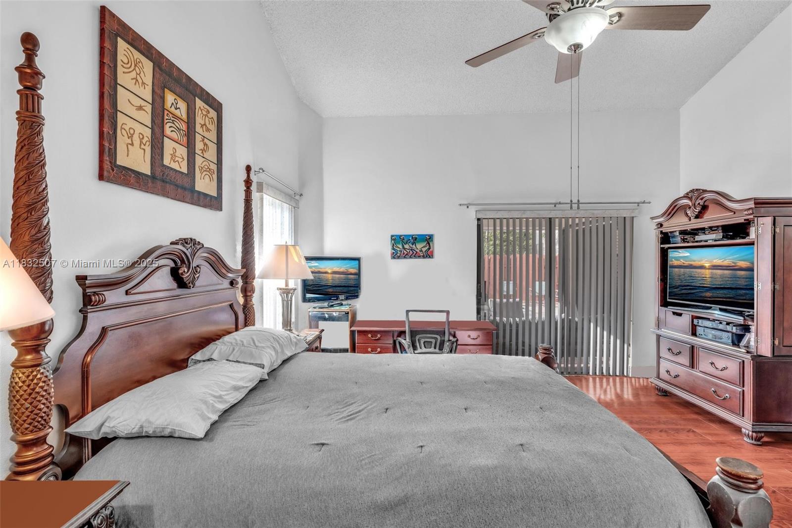631 SW 113th Ave