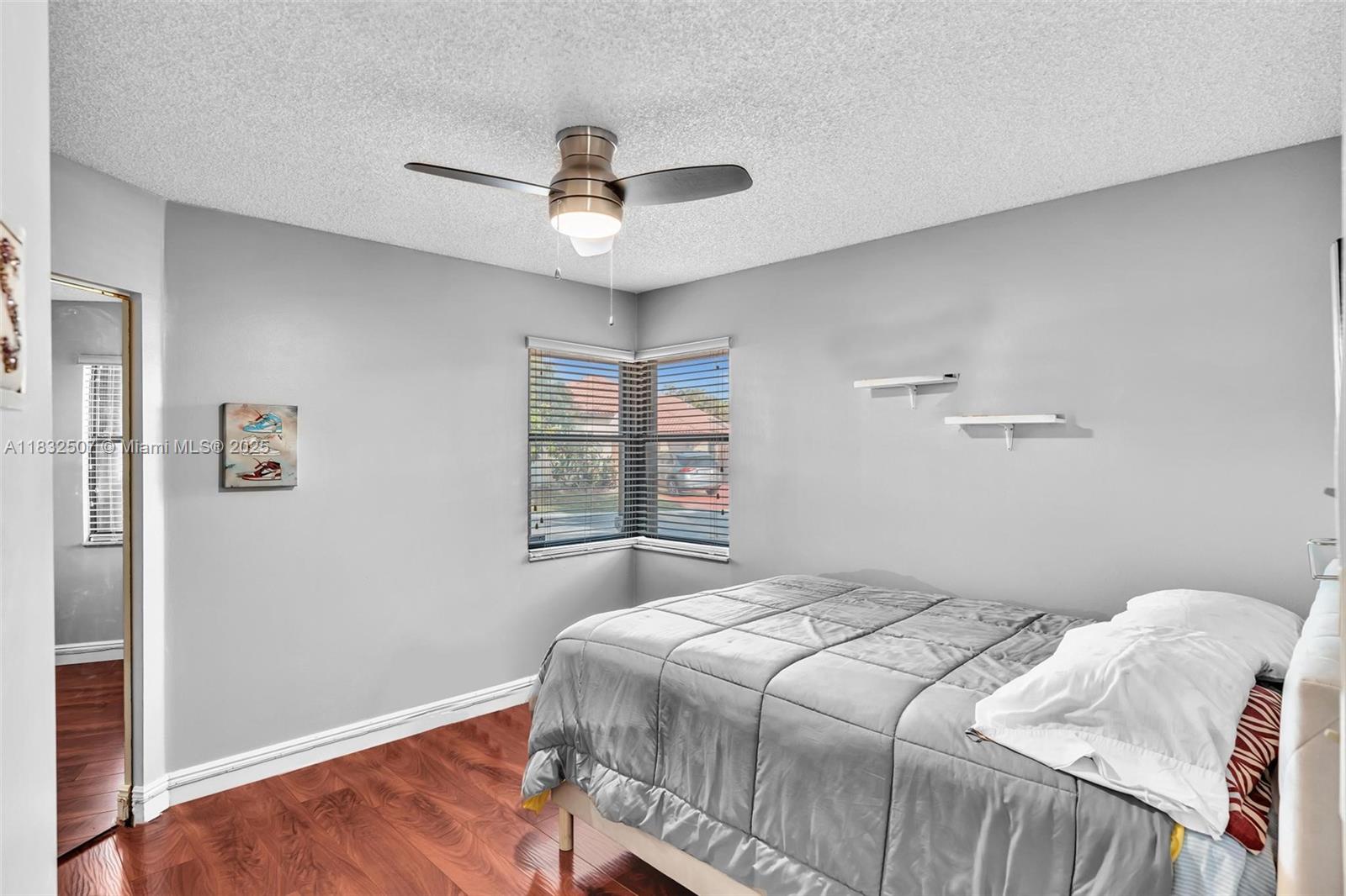 631 SW 113th Ave