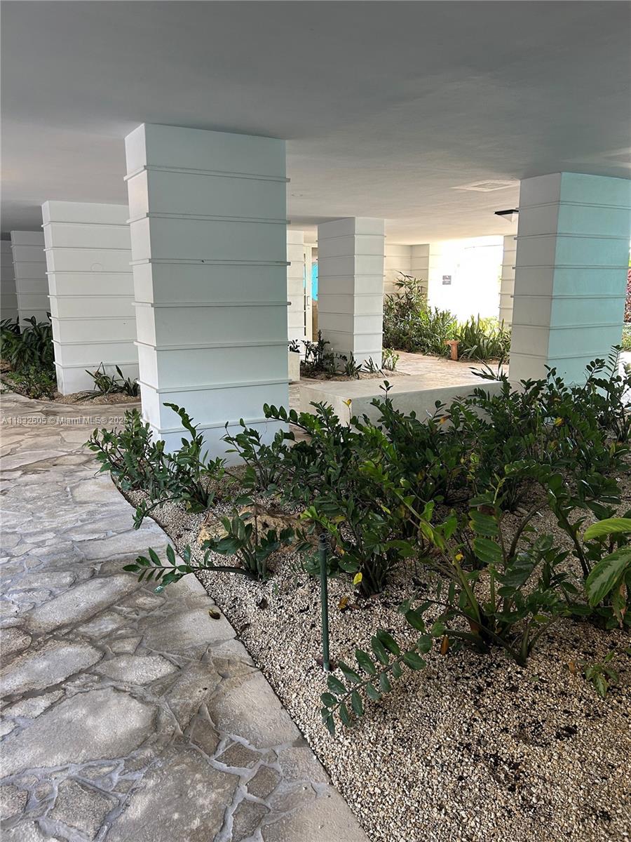 609 Ocean Dr # 3G