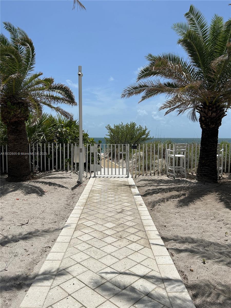609 Ocean Dr # 3G