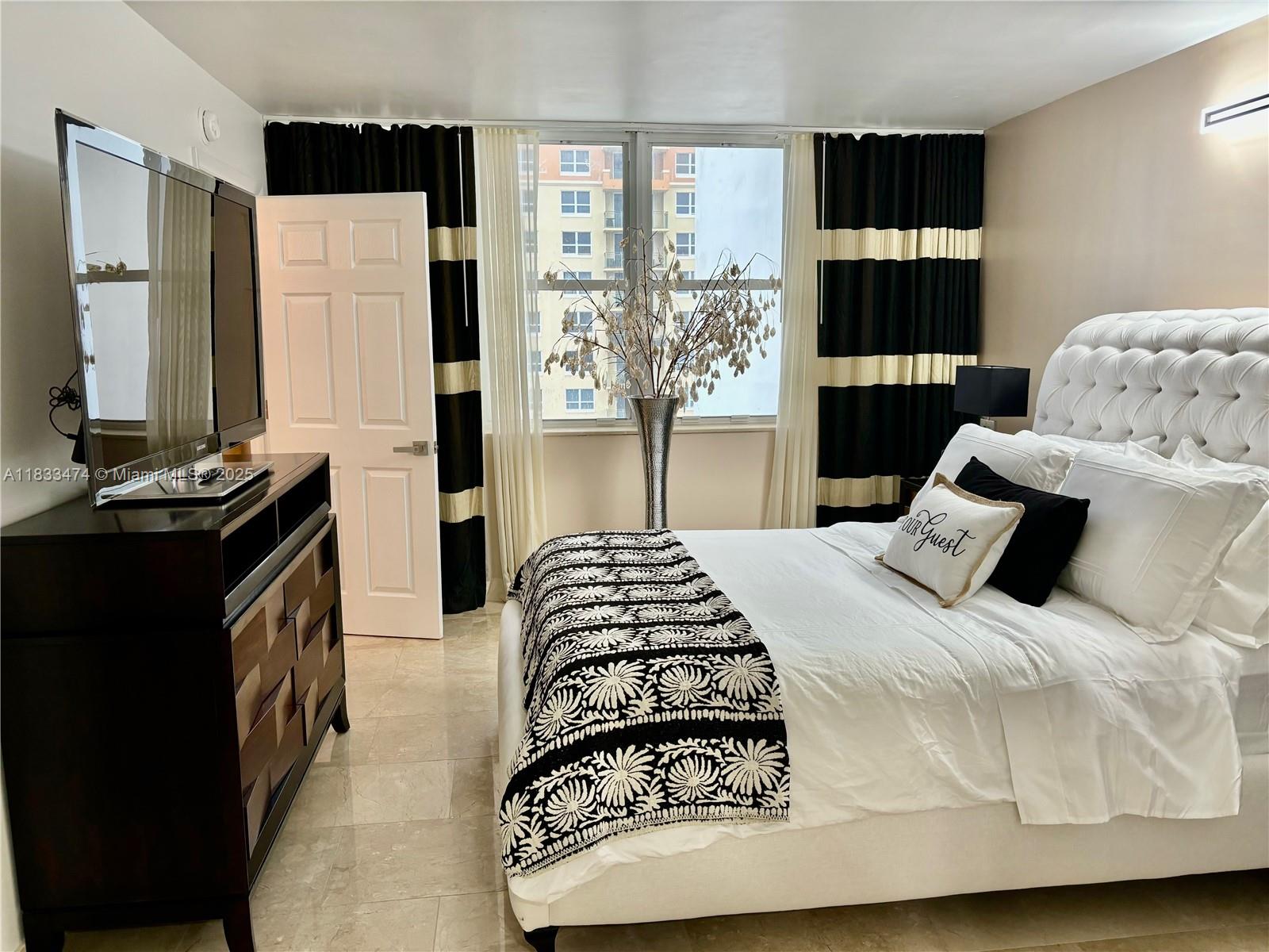 3140 S Ocean Dr # 1207