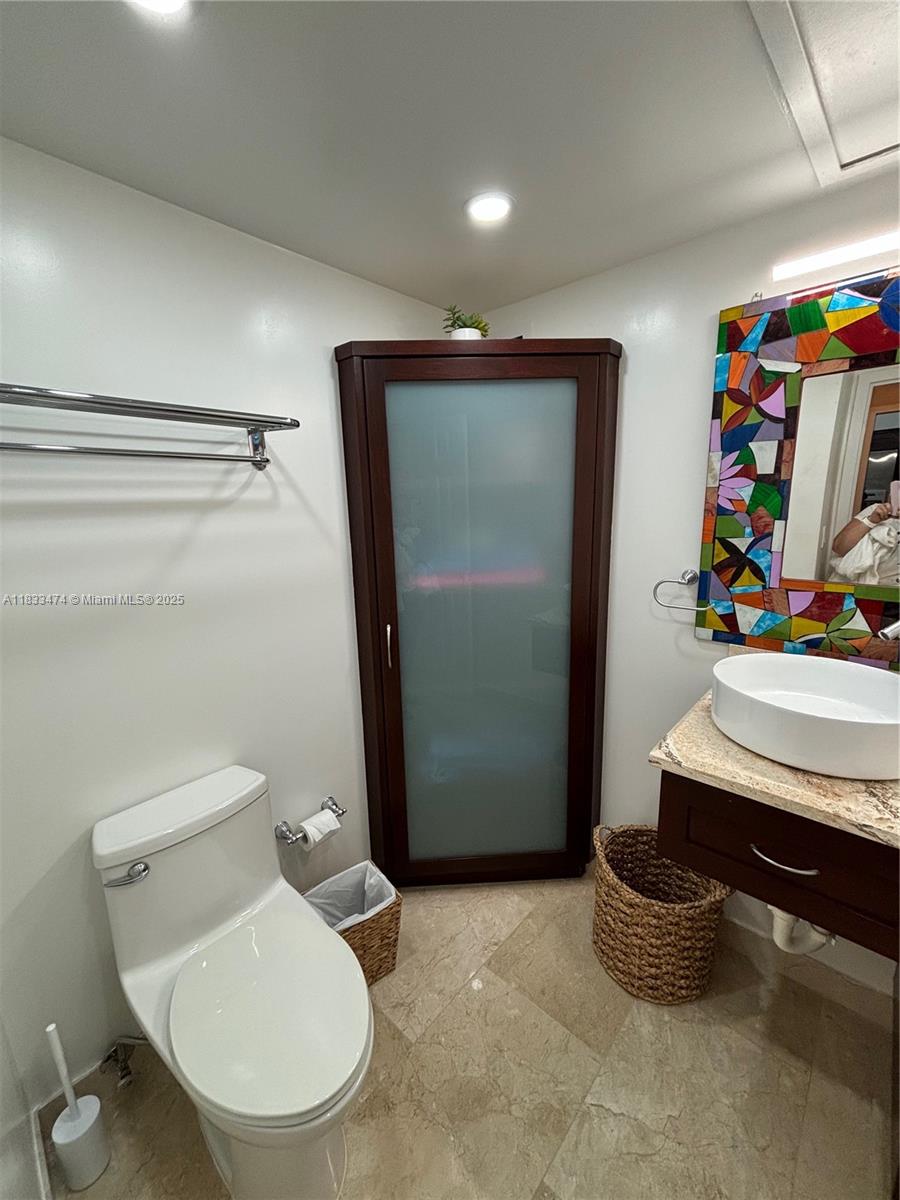 3140 S Ocean Dr # 1207