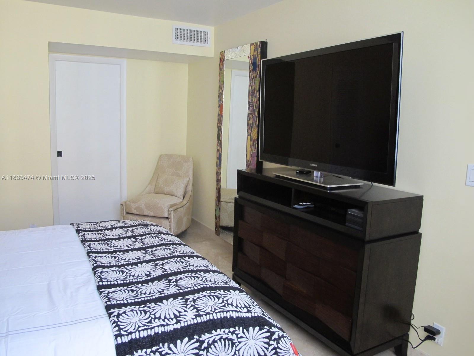 3140 S Ocean Dr # 1207