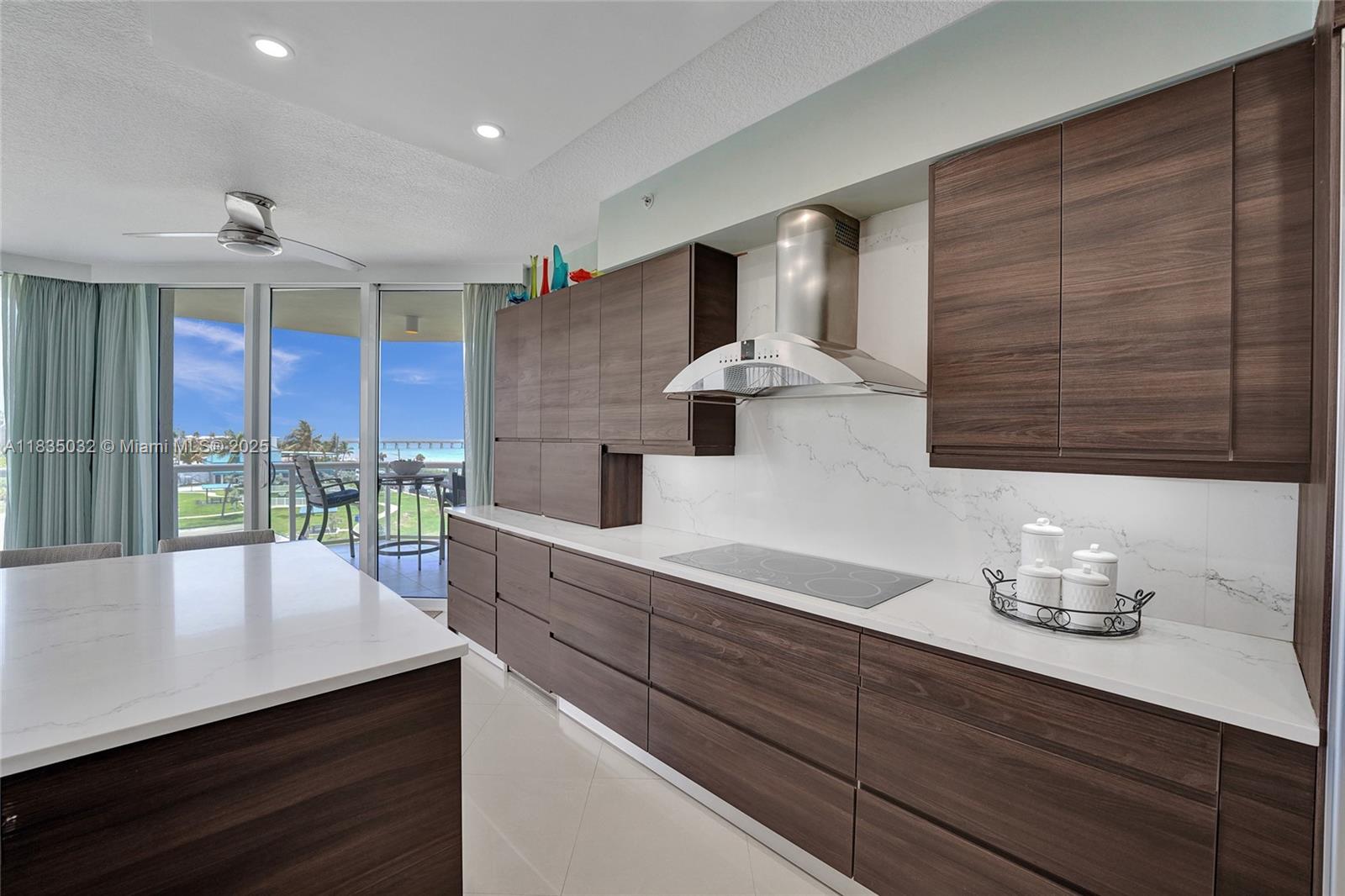 6051 N Ocean Dr # 404