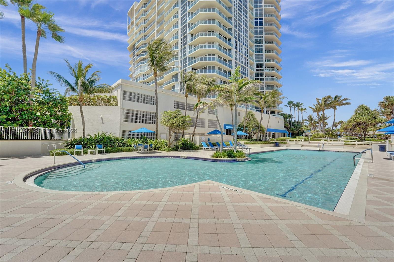 6051 N Ocean Dr # 404