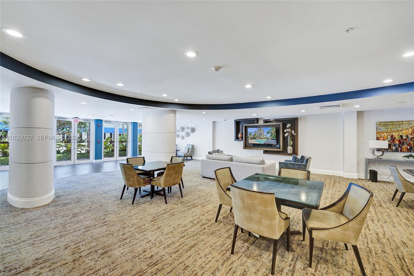 6051 N Ocean Dr # 404