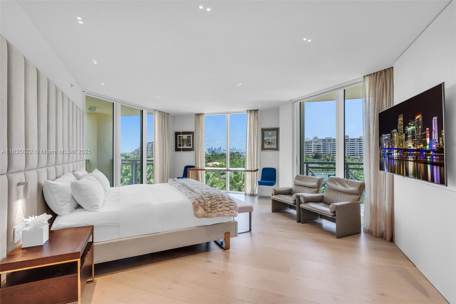 430 Grand Bay Dr # 608