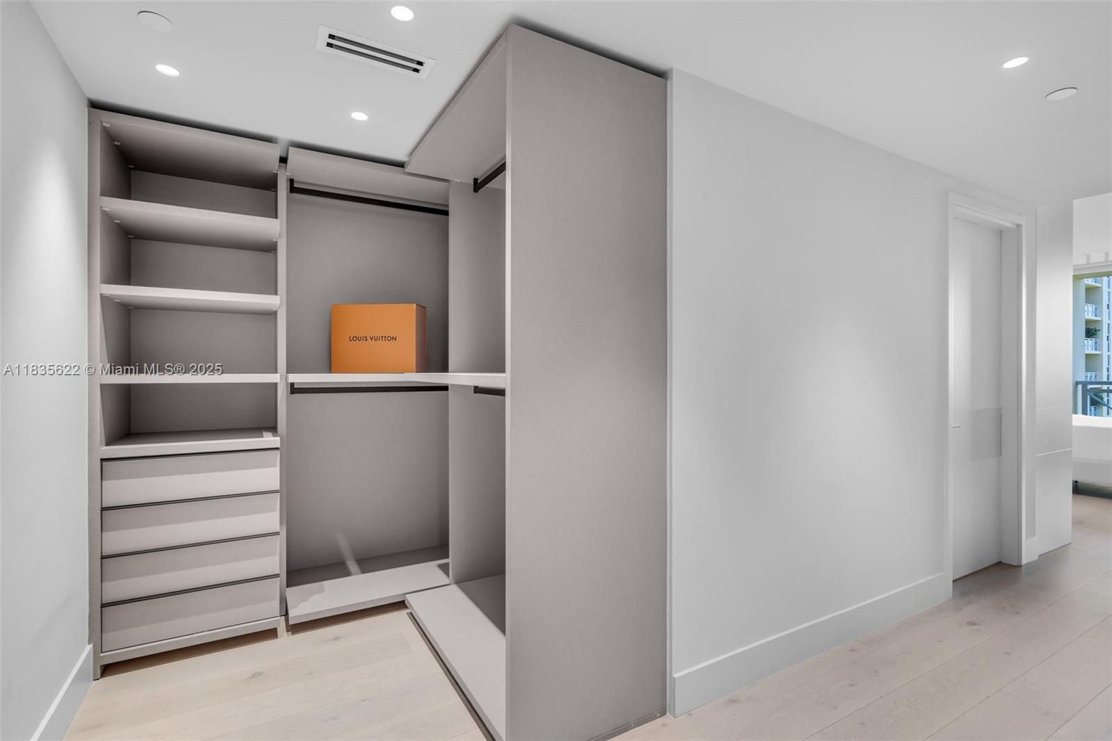 430 Grand Bay Dr # 608