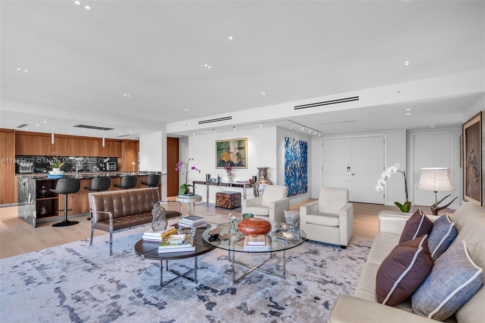 430 Grand Bay Dr # 608