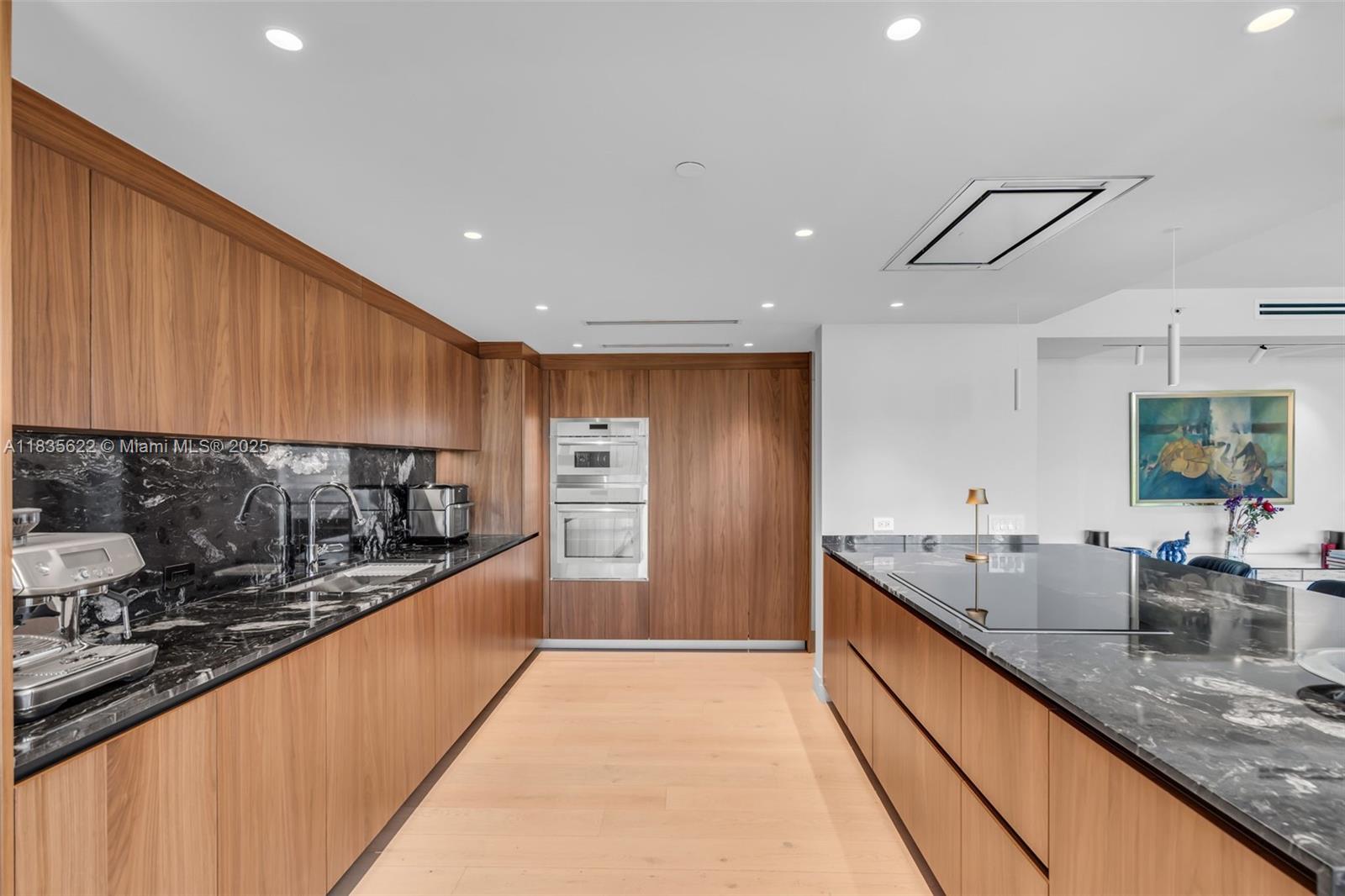 430 Grand Bay Dr # 608