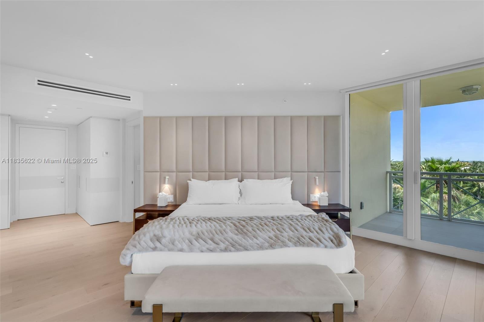 430 Grand Bay Dr # 608