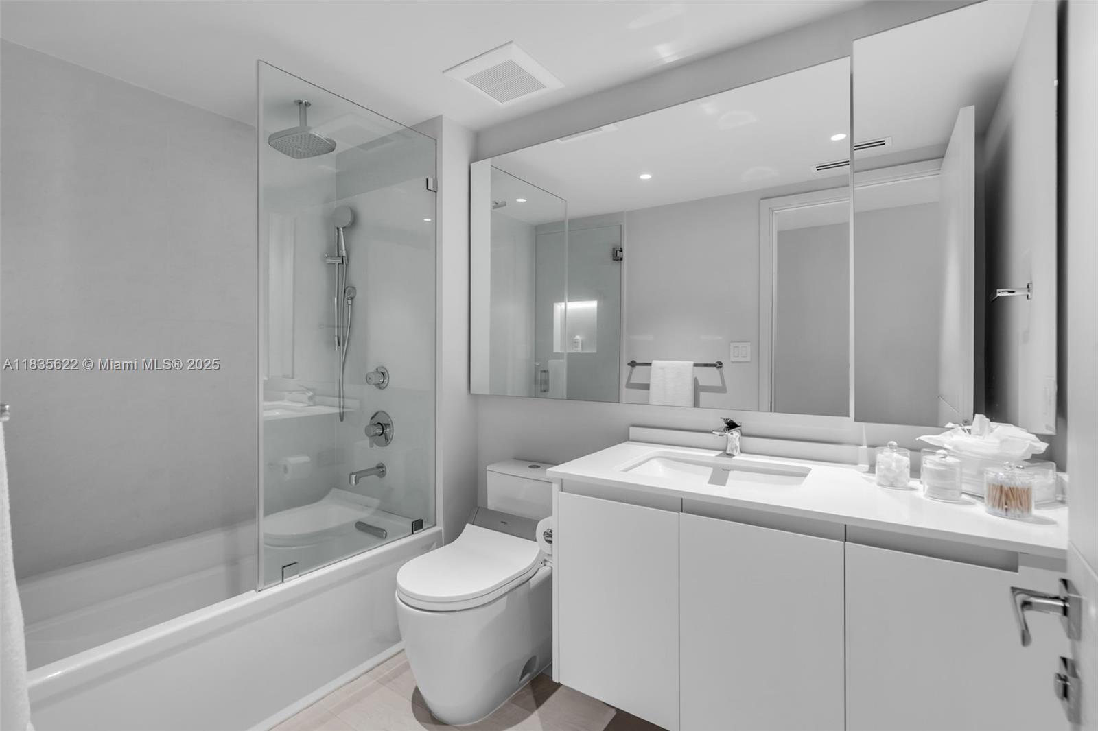 430 Grand Bay Dr # 608