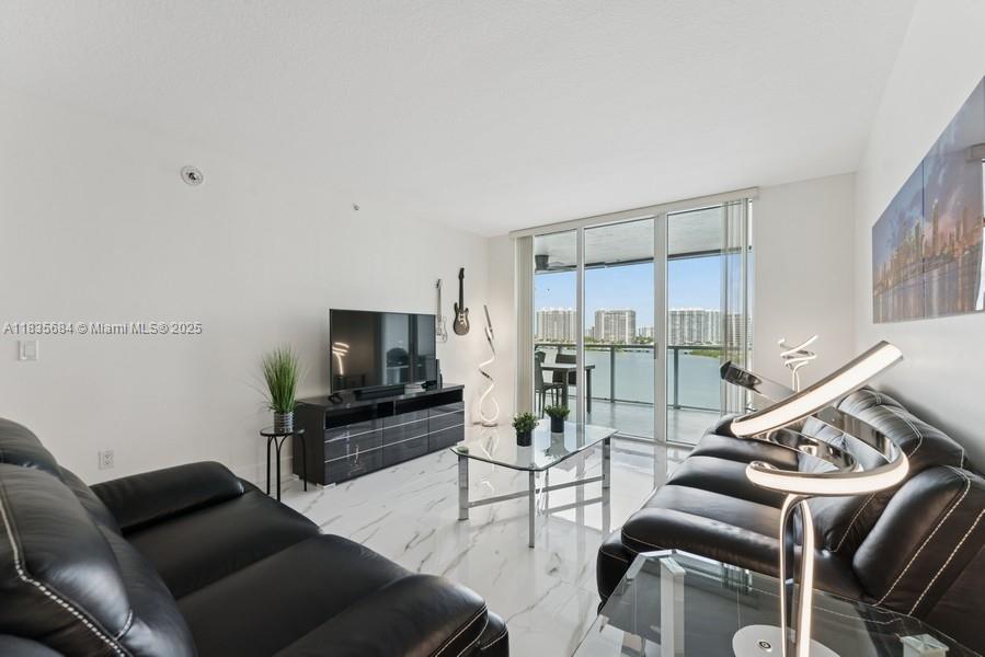 18100 N Bay Rd # 1108