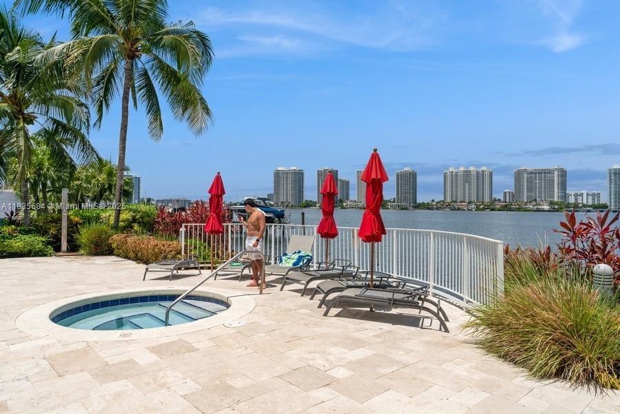 18100 N Bay Rd # 1108