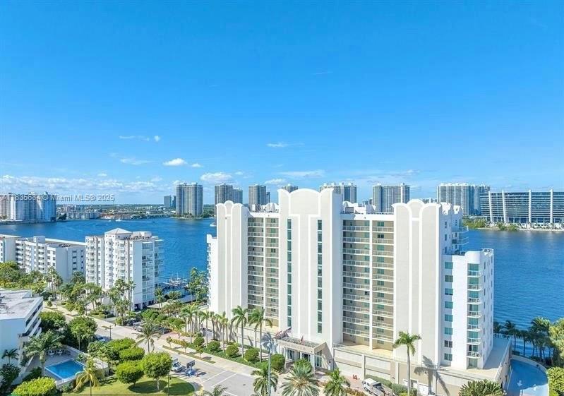 18100 N Bay Rd # 1108