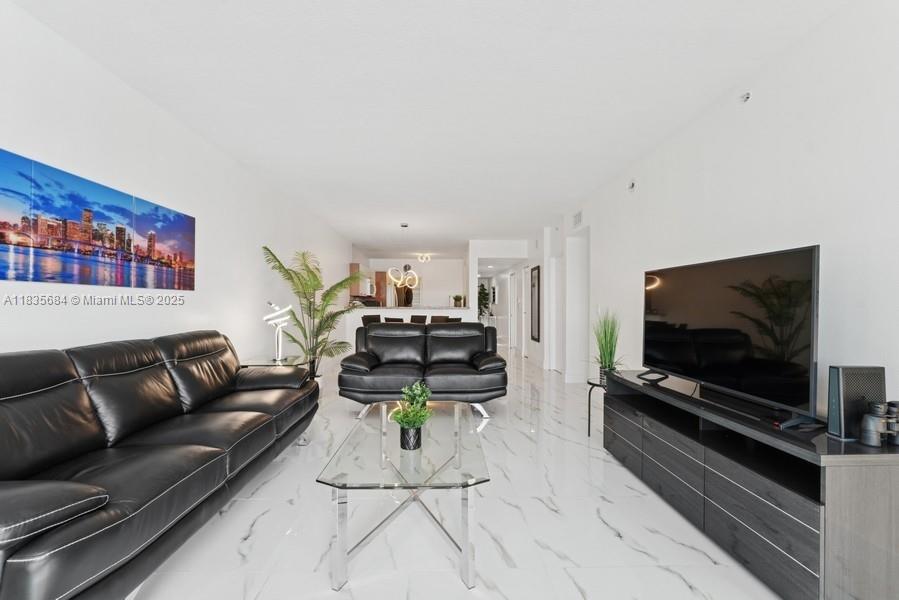 18100 N Bay Rd # 1108