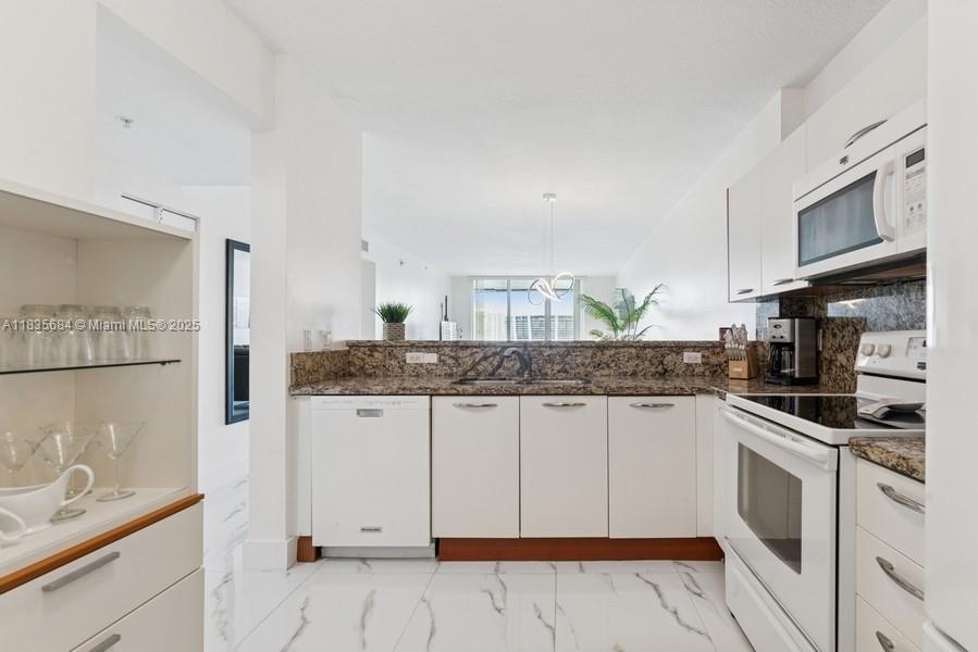 18100 N Bay Rd # 1108