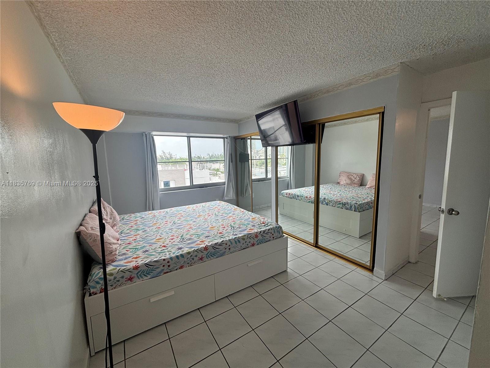 1000 Michigan Ave # 502