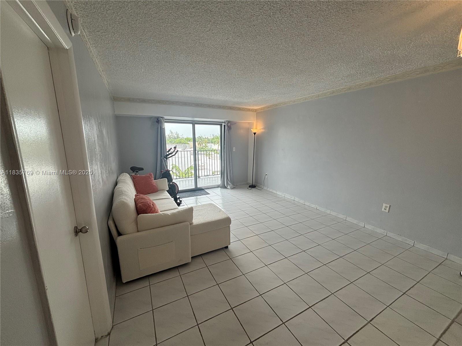 1000 Michigan Ave # 502