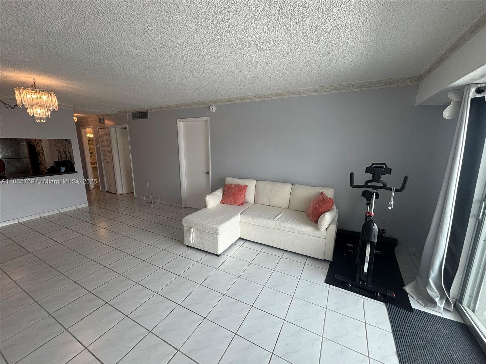 1000 Michigan Ave # 502