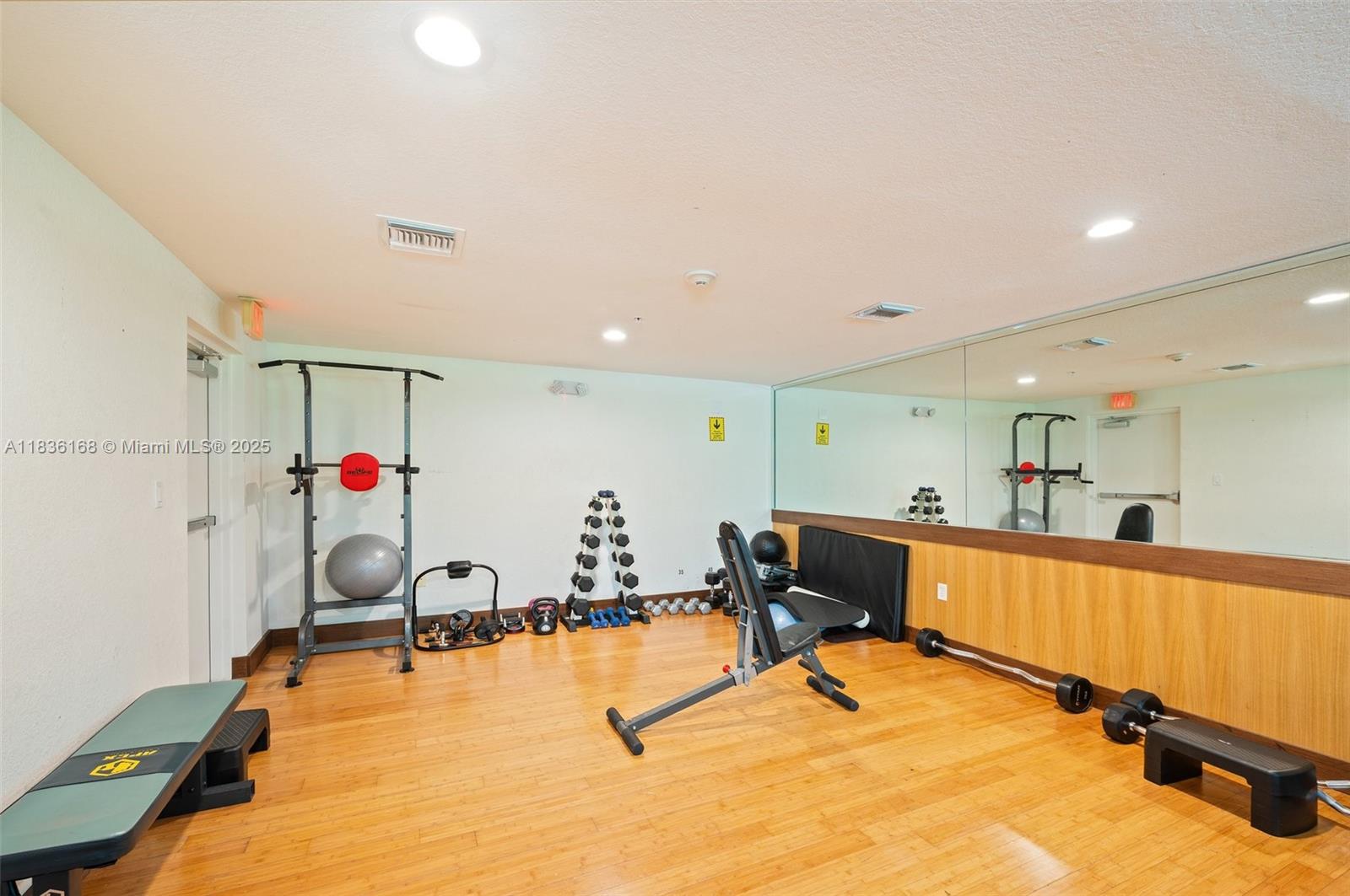 3530 SW 22nd St # 614