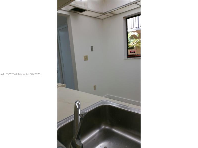 8015 SW 107th Ave # 209