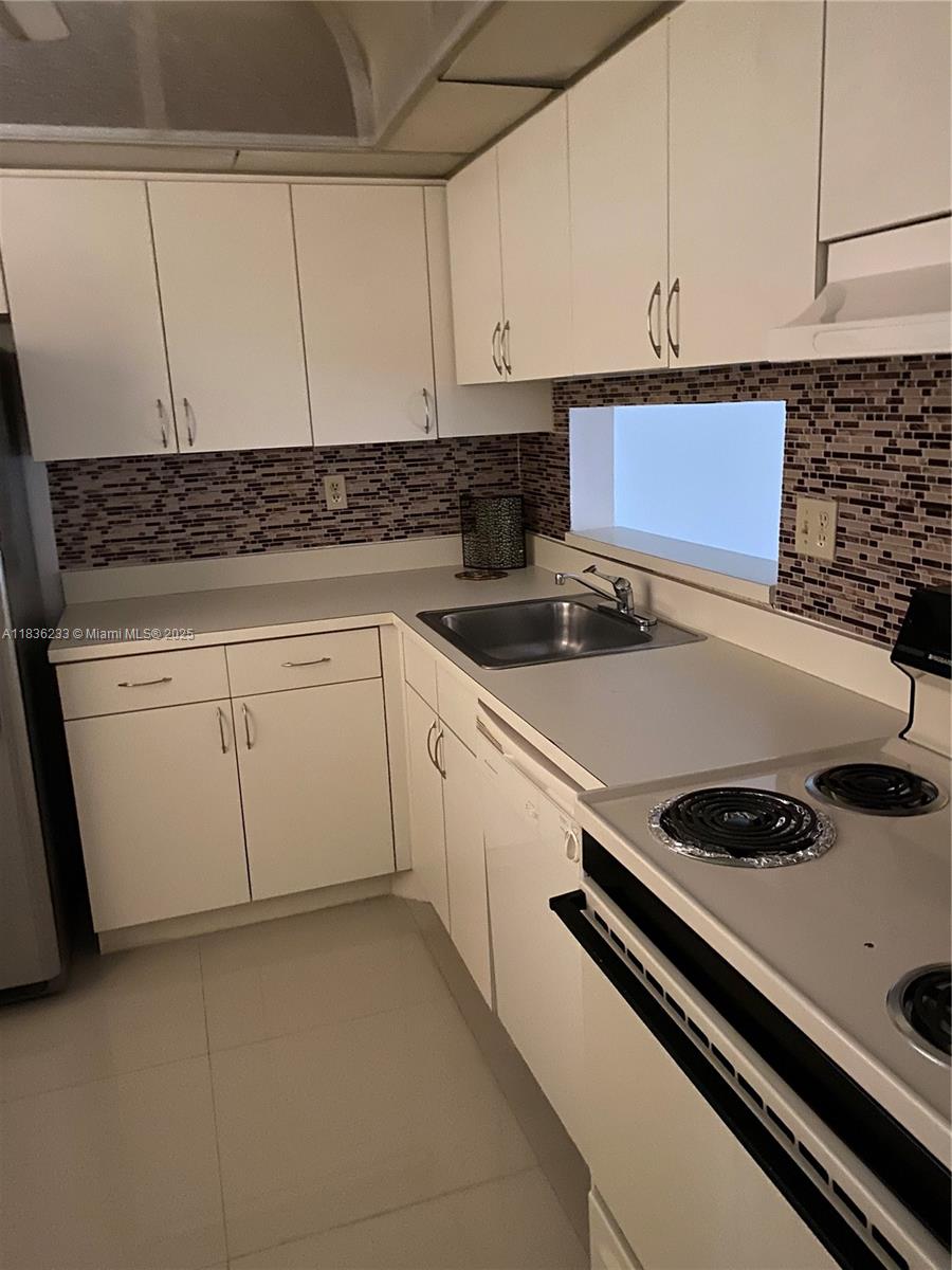 8015 SW 107th Ave # 209