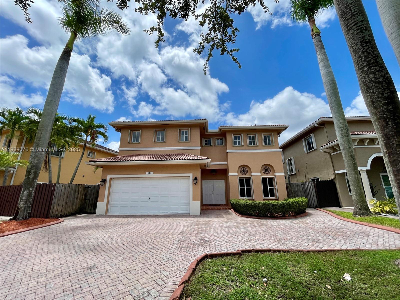 12716 SW 136 TE