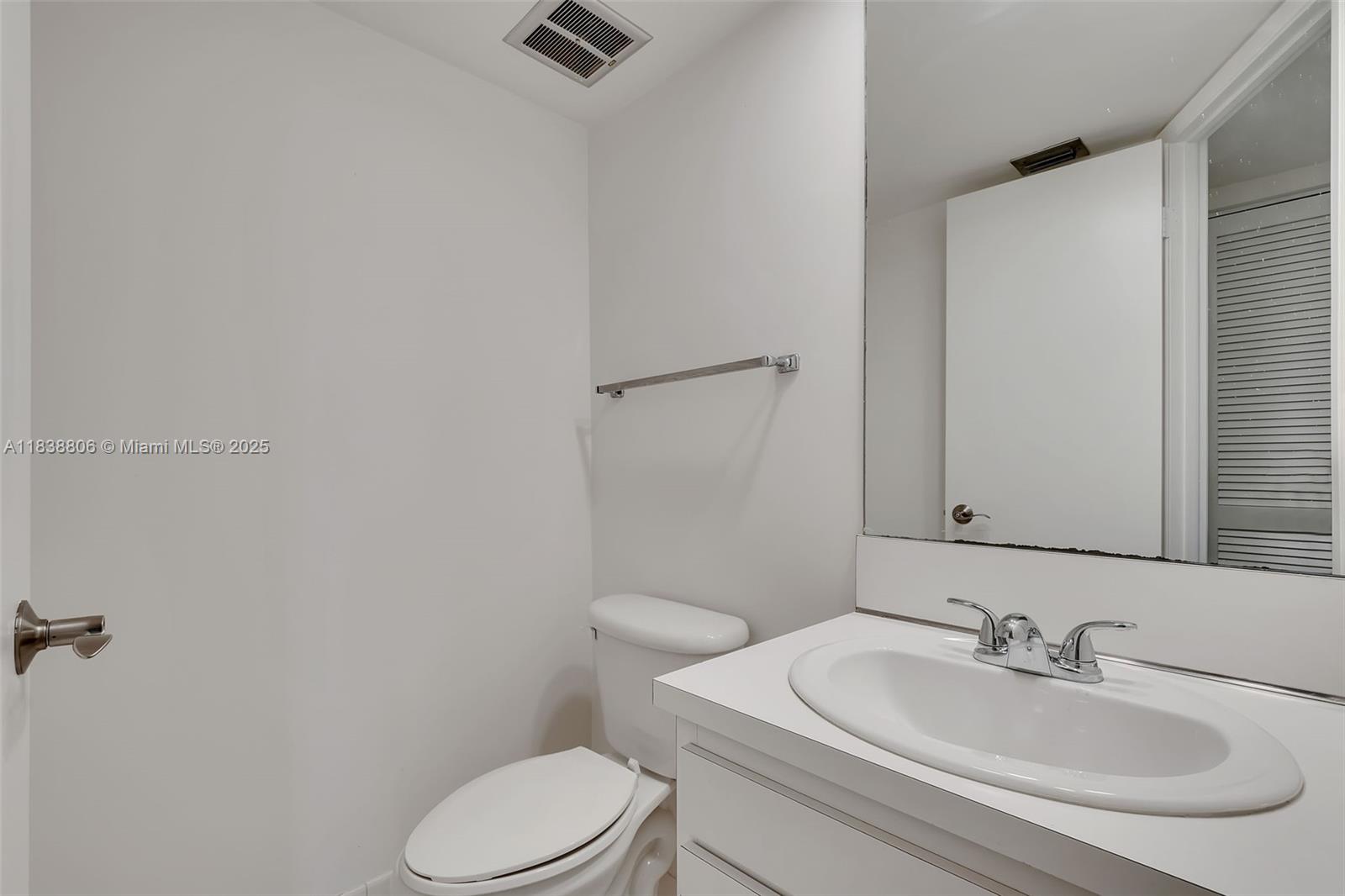 600 Biltmore Way # 616