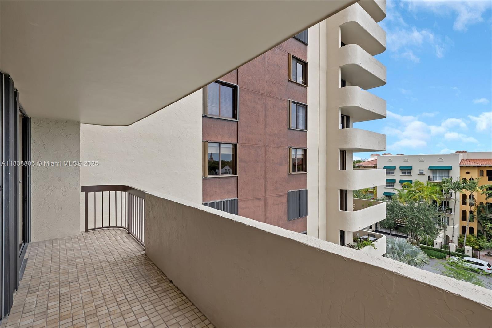 600 Biltmore Way # 616