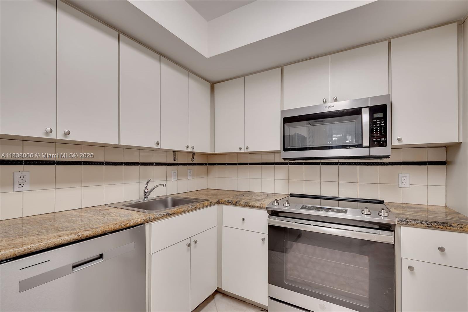 600 Biltmore Way # 616