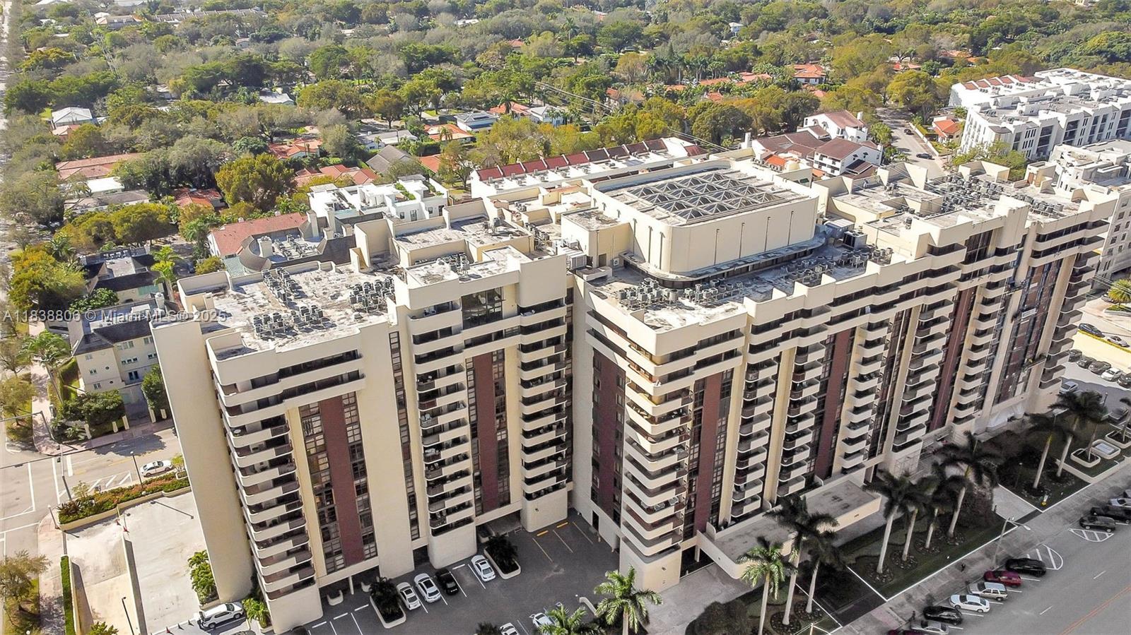 600 Biltmore Way # 616