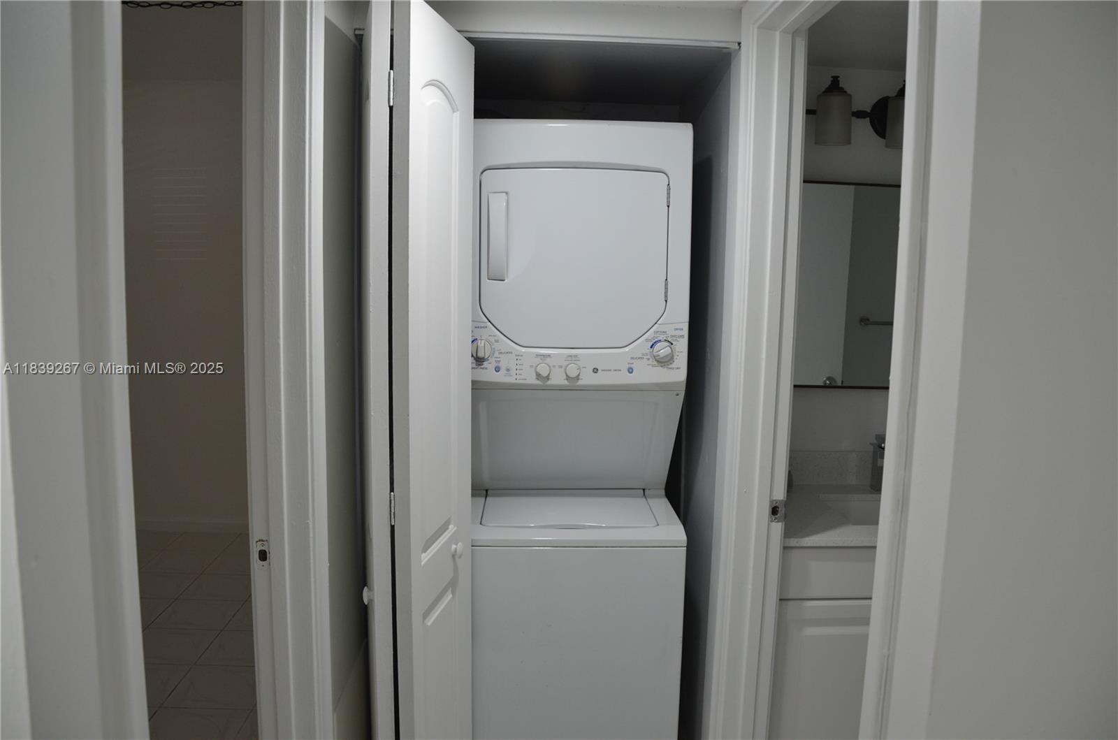 1351 SW 125th Ave # 103S