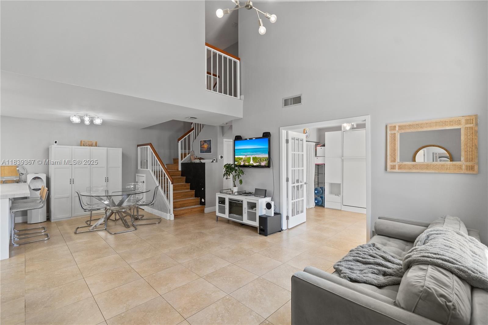 21200 Harbor Way # 11 Unit: 118-11