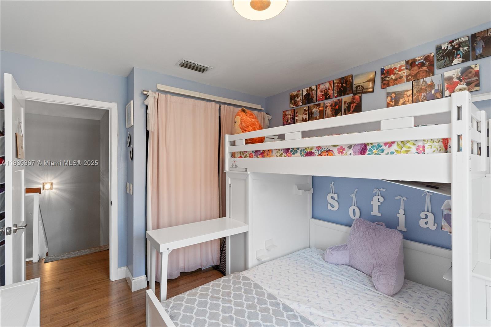 21200 Harbor Way # 11 Unit: 118-11