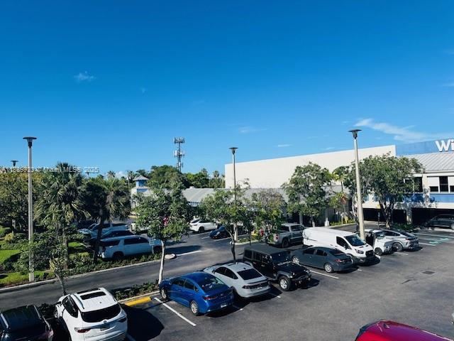 650 Crandon Blvd # 16