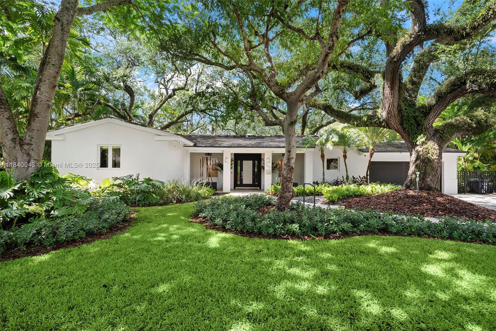 160 W Sunrise Ave