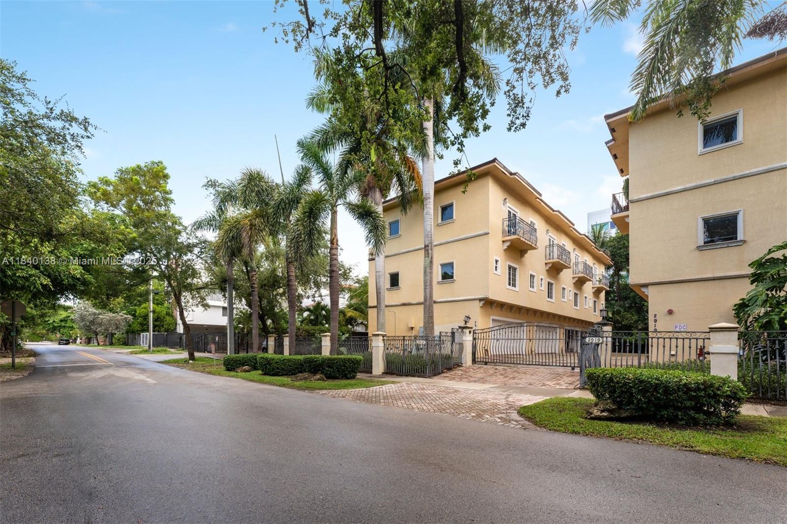 2919 Coconut Ave # 1