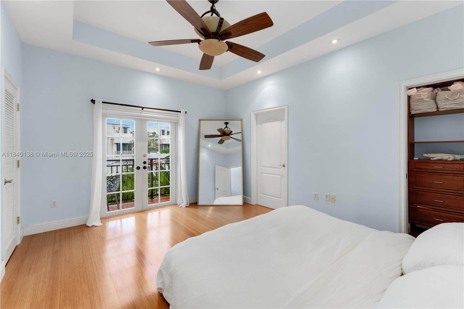 2919 Coconut Ave # 1