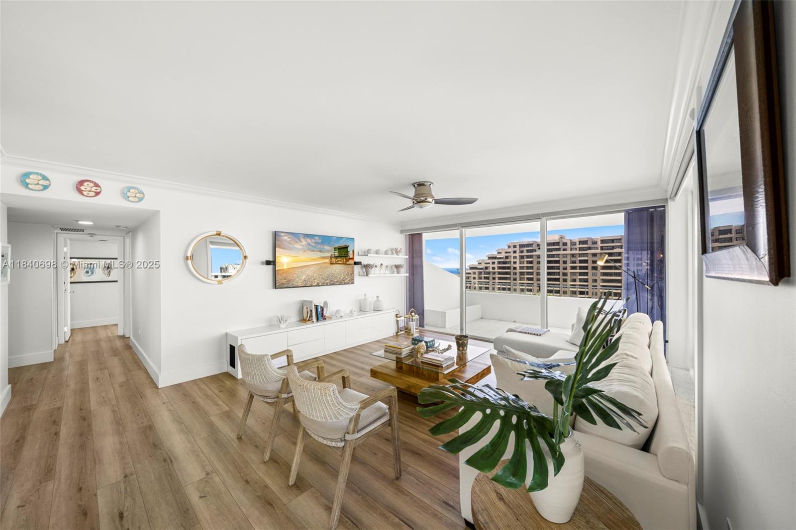 199 Ocean Lane Dr # 1015