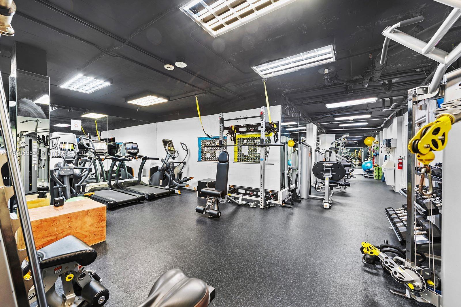 199 Ocean Lane Dr # 1015