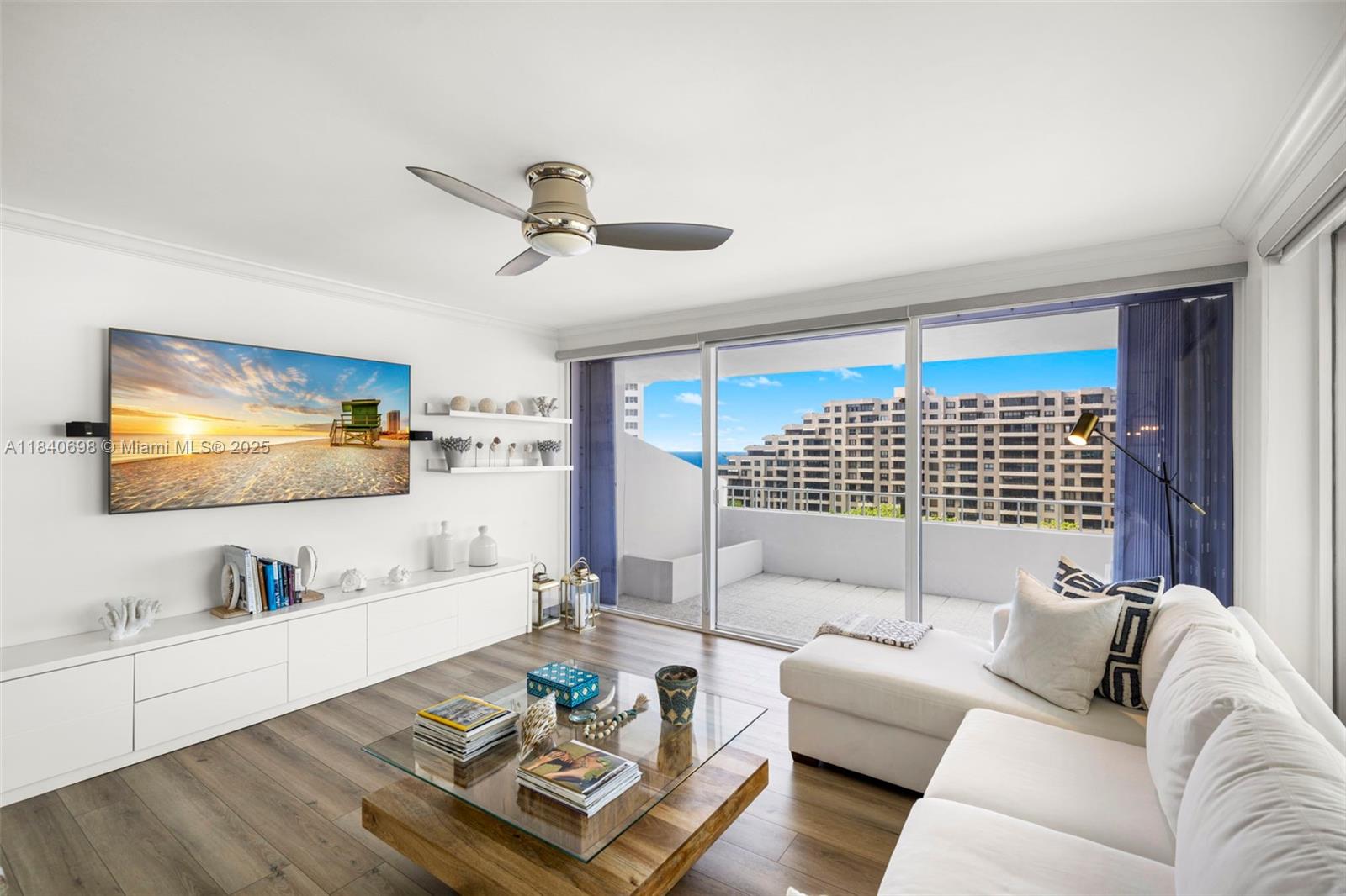 199 Ocean Lane Dr # 1015