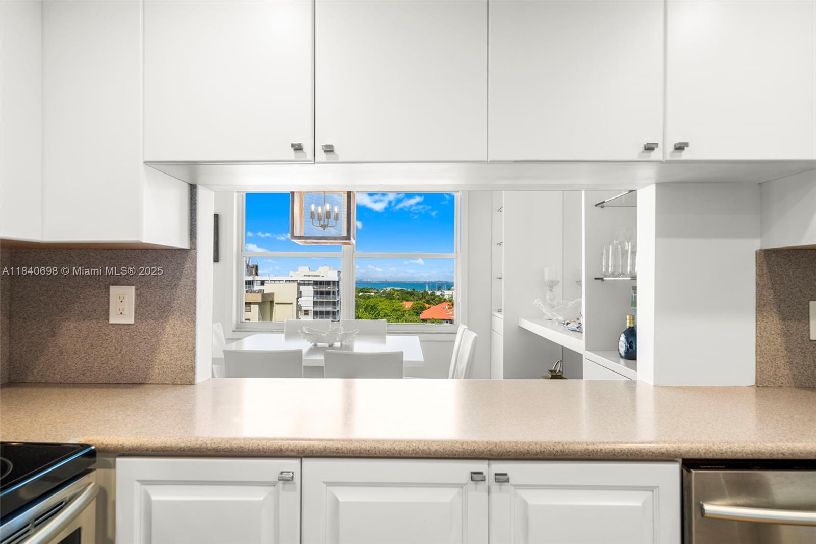 199 Ocean Lane Dr # 1015